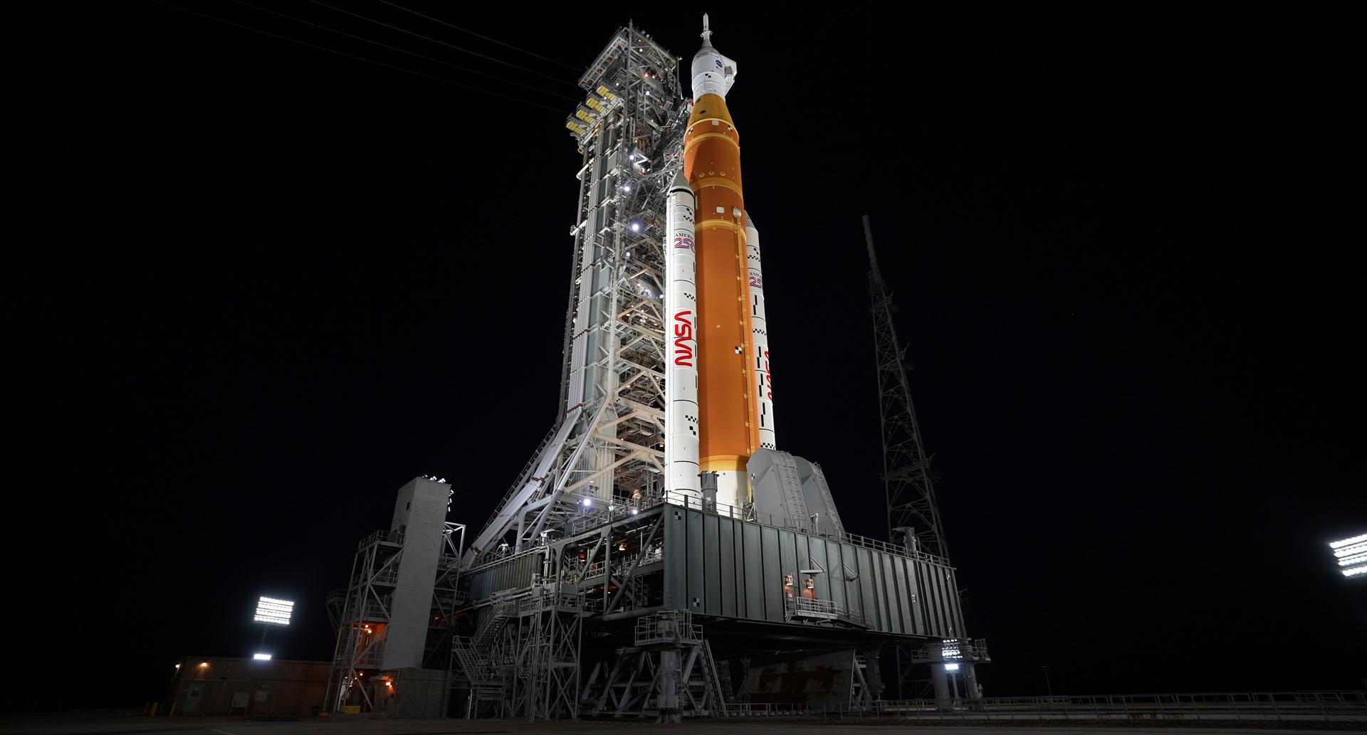 Artemis II at Launch Pad 39B